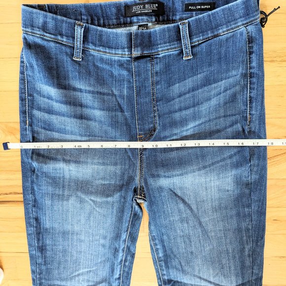Judy Blue High Waist Pull-On Super Flare Jeans Jeggings Denim Blue Size 9/29 NWT - Picture 6 of 16